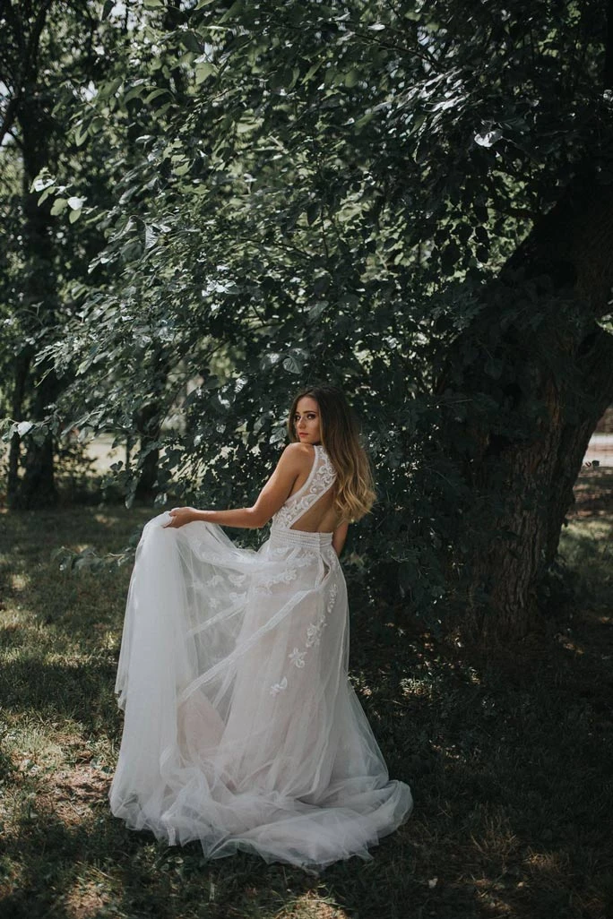 Kansas City boho wedding dress styled shoot- Essense of Australia Dress