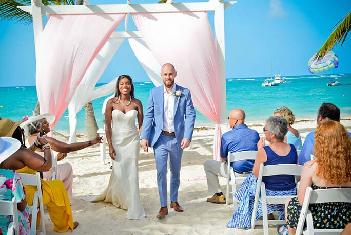 Belle Vogue Bride Morgan, getting married in Punta Cana wearing her Martina Liana wedding dress, style 647.
