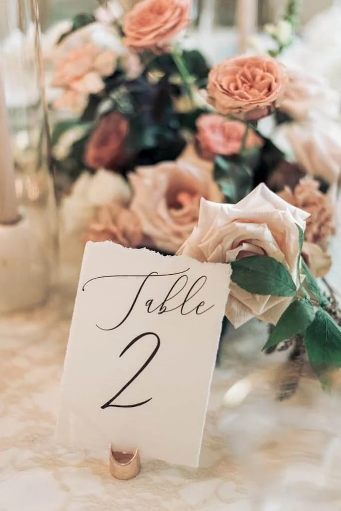 simple wedding centerpiece