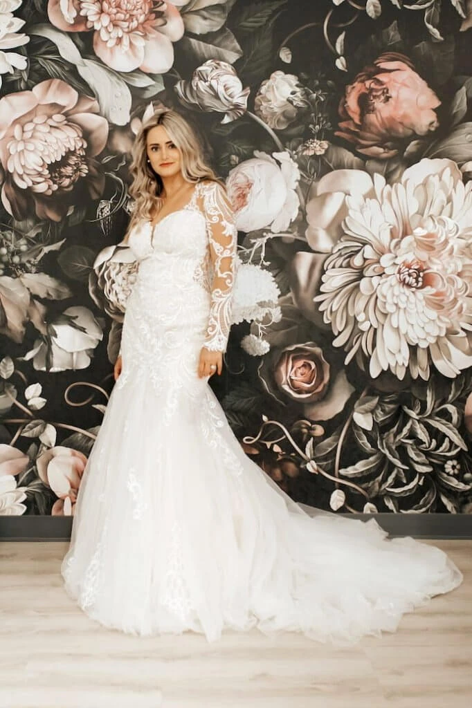 Stella York Style 6852