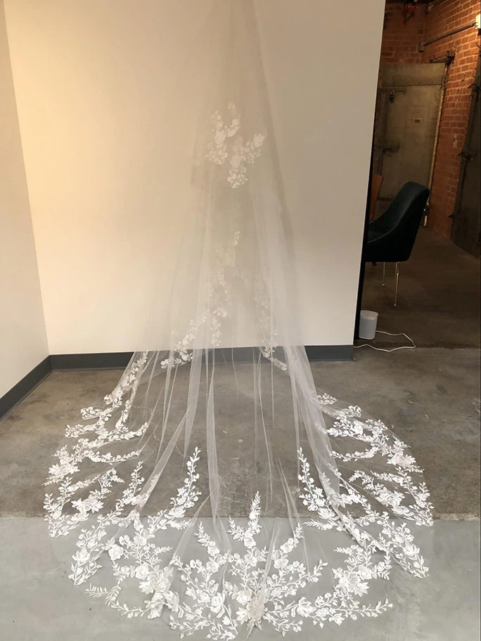 Floor length, organic lace veil AVL0046 by Essense of Australia