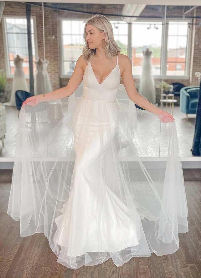 Tulle hotsell wedding overskirt