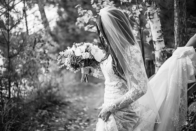 lace_longsleeve_wedding_dress_essense_of_australia_d2672