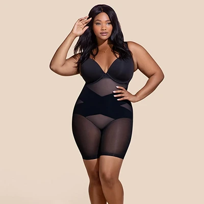 Woman of color wearing Honeylove shapewear