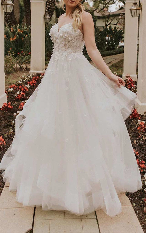 Strapless Wedding Dresses: 15 Styles For A Queen