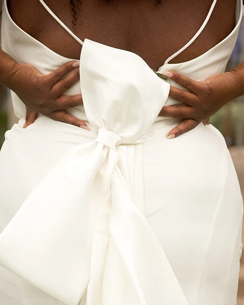 What Kind Of Slip Should You Wear Under A Wedding Dress - Florianni Weddings