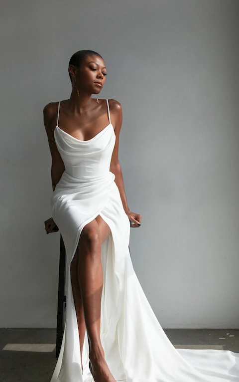 https://cdn.truesociety.com/uploads/2022/08/Simple-Slip-Wedding-Dress-with-High-Slit-Essense-of-Australia-Style-D3589.jpg