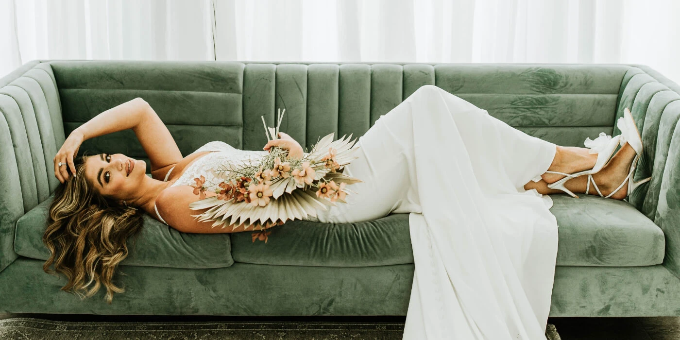 Modern Strapless Column Wedding Dress with Off-the-Shoulder Straps