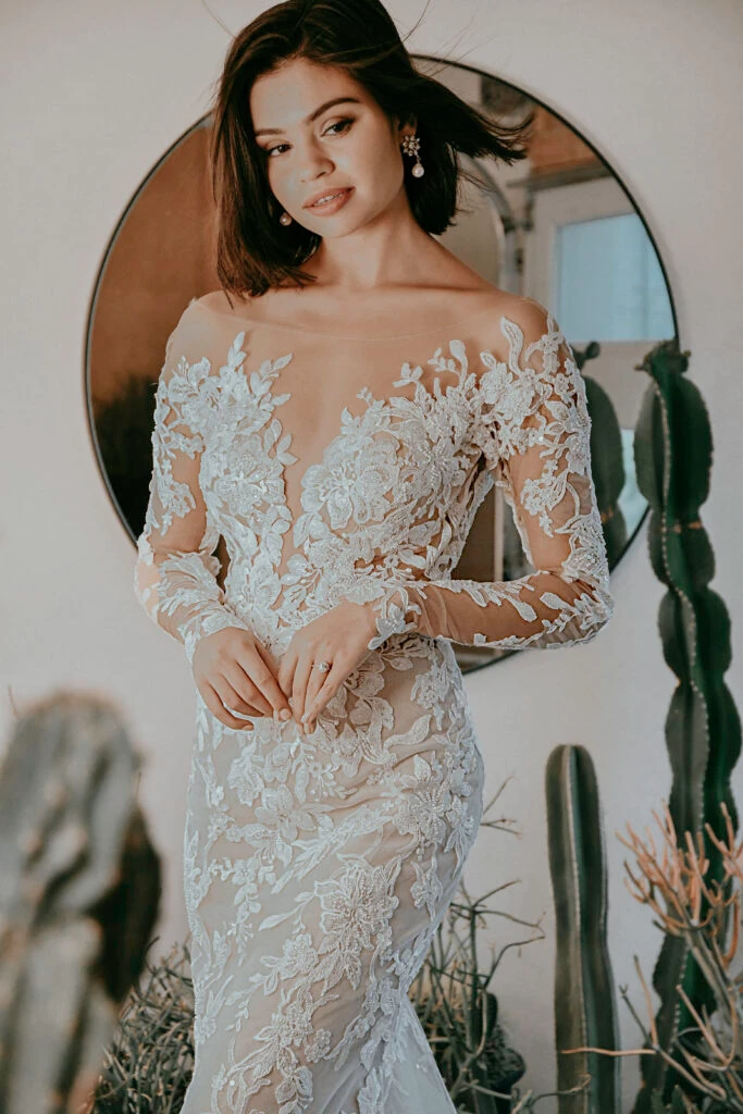 Five Form-Fitting Wedding Dresses for Every Bride | True Society Bridal ...