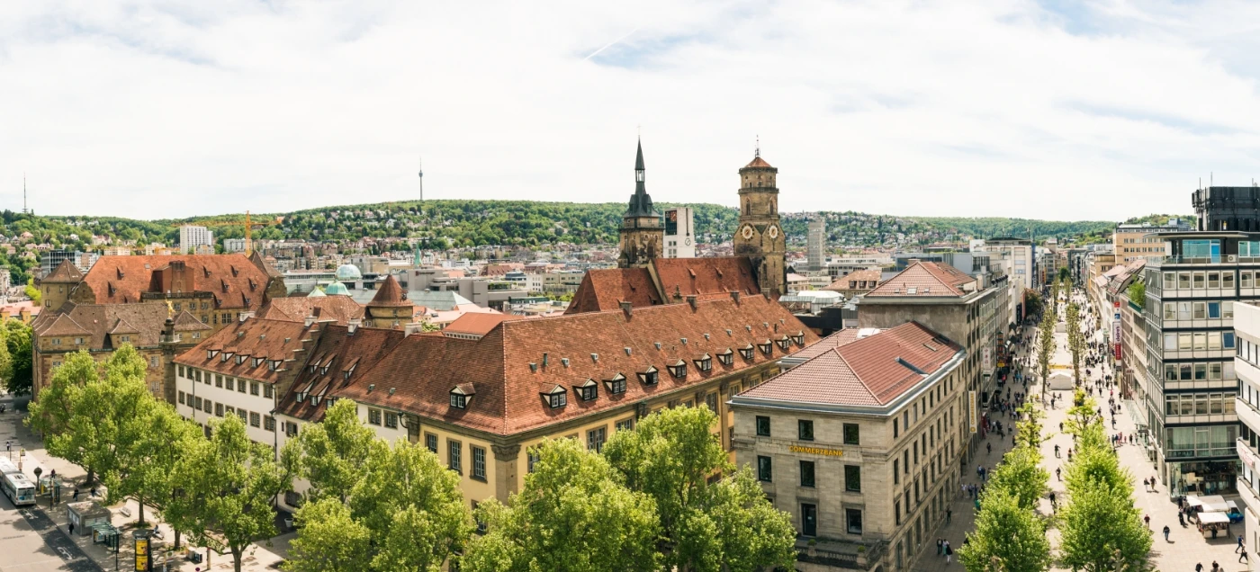 Now hiring in Stuttgart True Society Bridal Shop