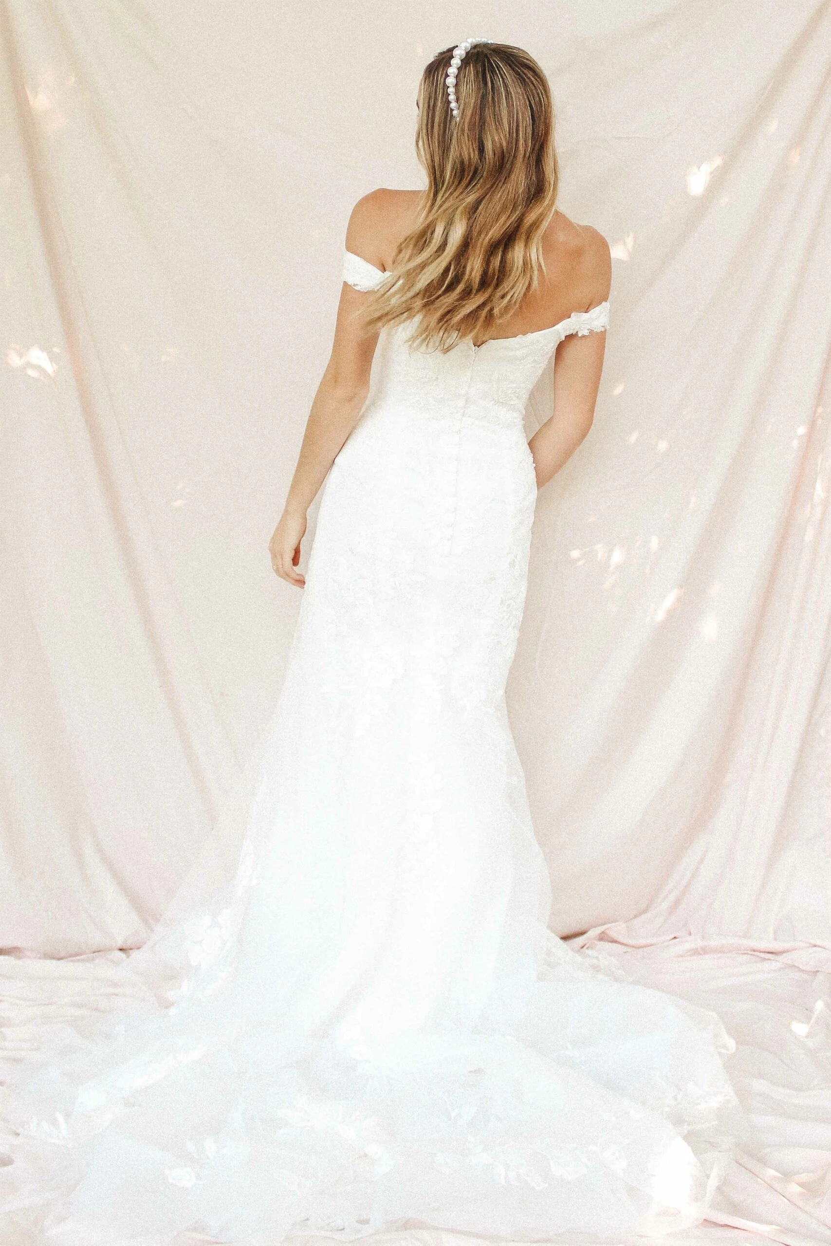 lace mermaid wedding dress with tulle skirt - 7272 by Stella York