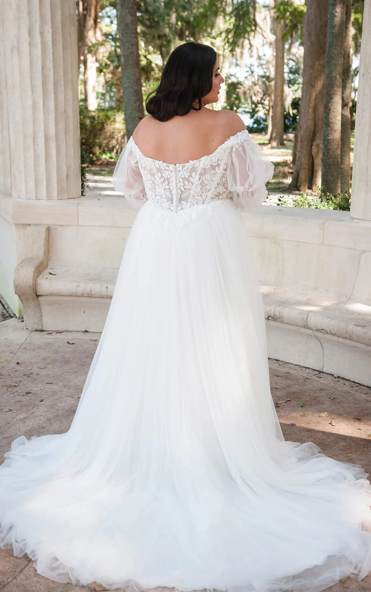 Timeless Plus Size Spaghetti Strap A-Line Wedding Dress in Floral Lace and  Tulle