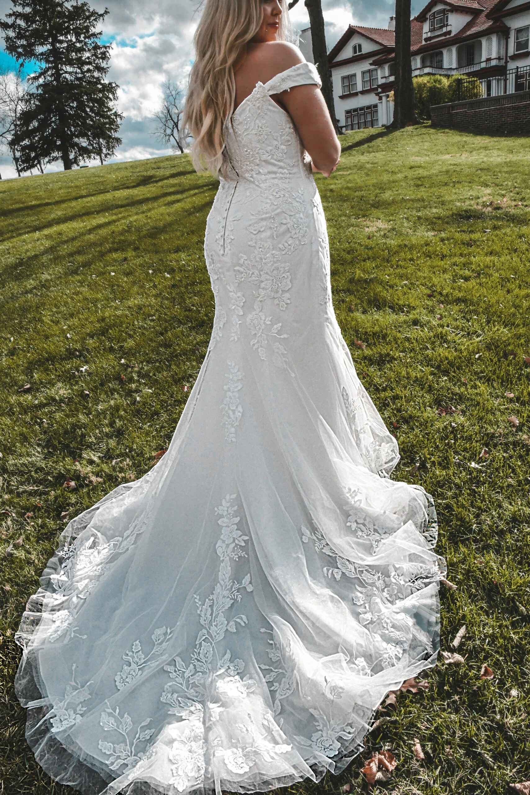 plus size lace mermaid wedding dress - 7272+ by Stella York