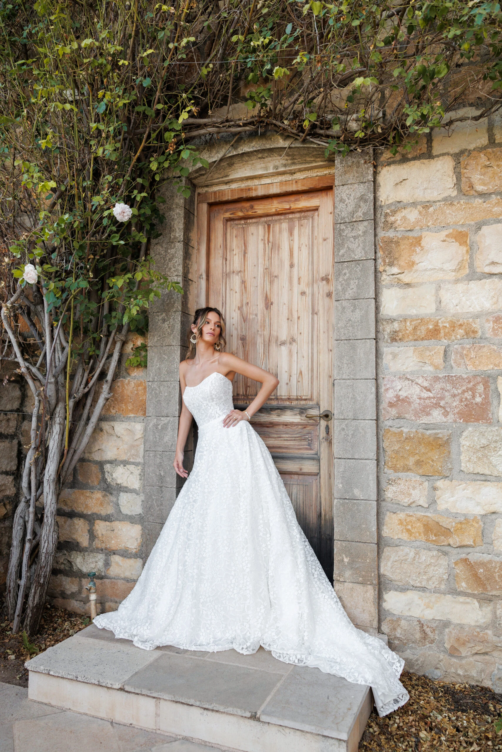 Cute Wedding Dresses: A Guide to Adorable Bridal Styles