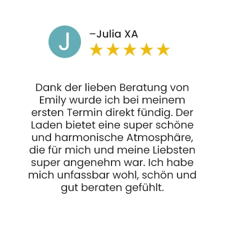 Kundenbewertung von Julia XA mit einer 5-Sterne-Bewertung. Die Bewertung lautet: 