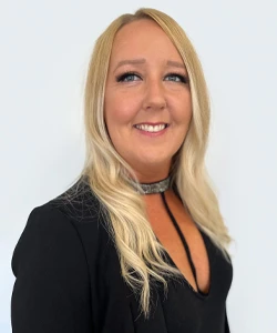 true society Mesa bridal stylist headshot - Angela