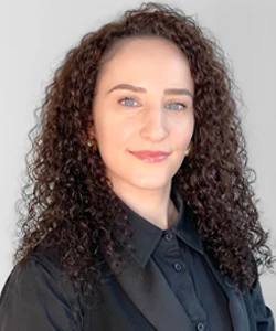 true society zug bridal stylist headshot - dina