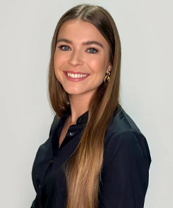 True Society Berlin Customer Experience Manager headshot - Stephanie