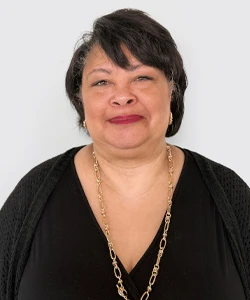 true society bridal concierge yolanda headshot
