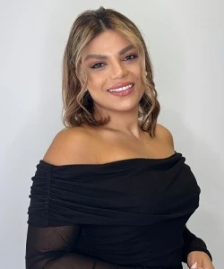 Bridal Stylist Atousa