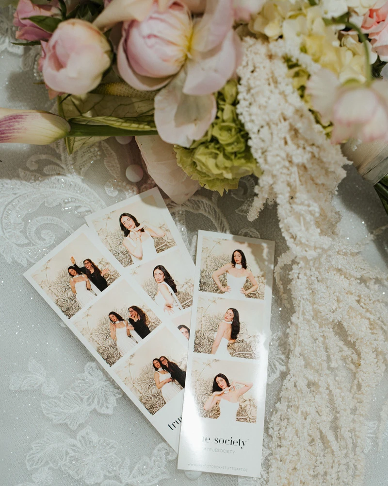 Bridal photobooth photos