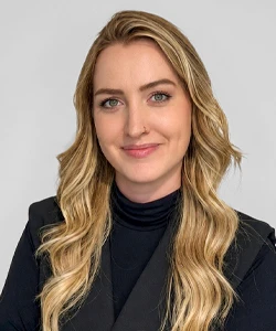 true society stuttgart store manager Tanja's headshot