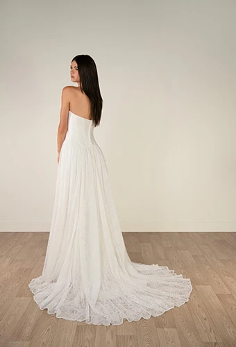 Bride wearing A-line wedding dress with scalloped court train, Stella York sy8341